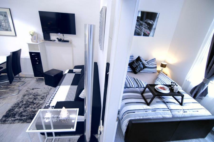 Lea Apartment - Free Parking In Front For 2 Cars Zagreb Ngoại thất bức ảnh